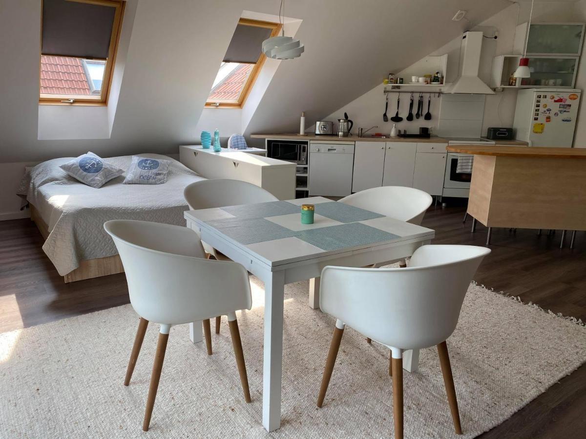 Apartament Klonowa 코워브제크 외부 사진